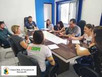 Presidente do Poder Legislativo se reúne com diretores e representantes das escolas municipais/estaduais e particular do município e a Secretária de Educação