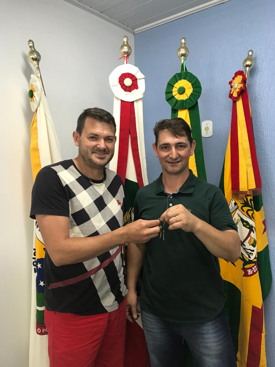 TRANSIÇÃO OFICIAL DA CHAVE DA CASA LEGISLATIVA 